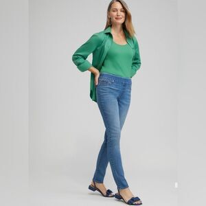 Chico's Pull On jeggings Size 3.5 US 18 Distressed Patched Light Wash Jeans